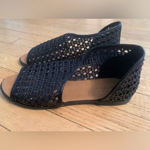 Gorgeous pair of BAMBOO brand espadrilles. Black. Size 9.